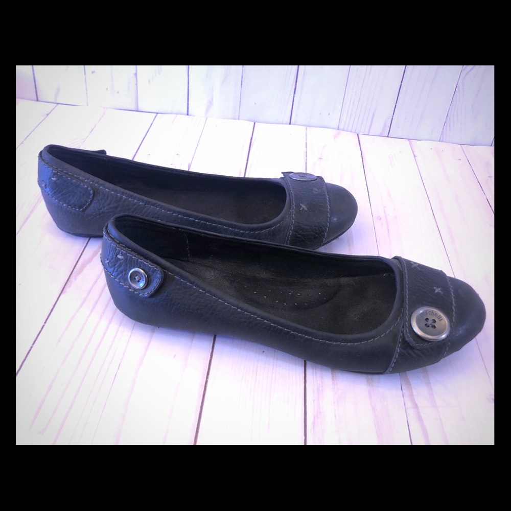 Sz9 Dr. Scholl’s flats